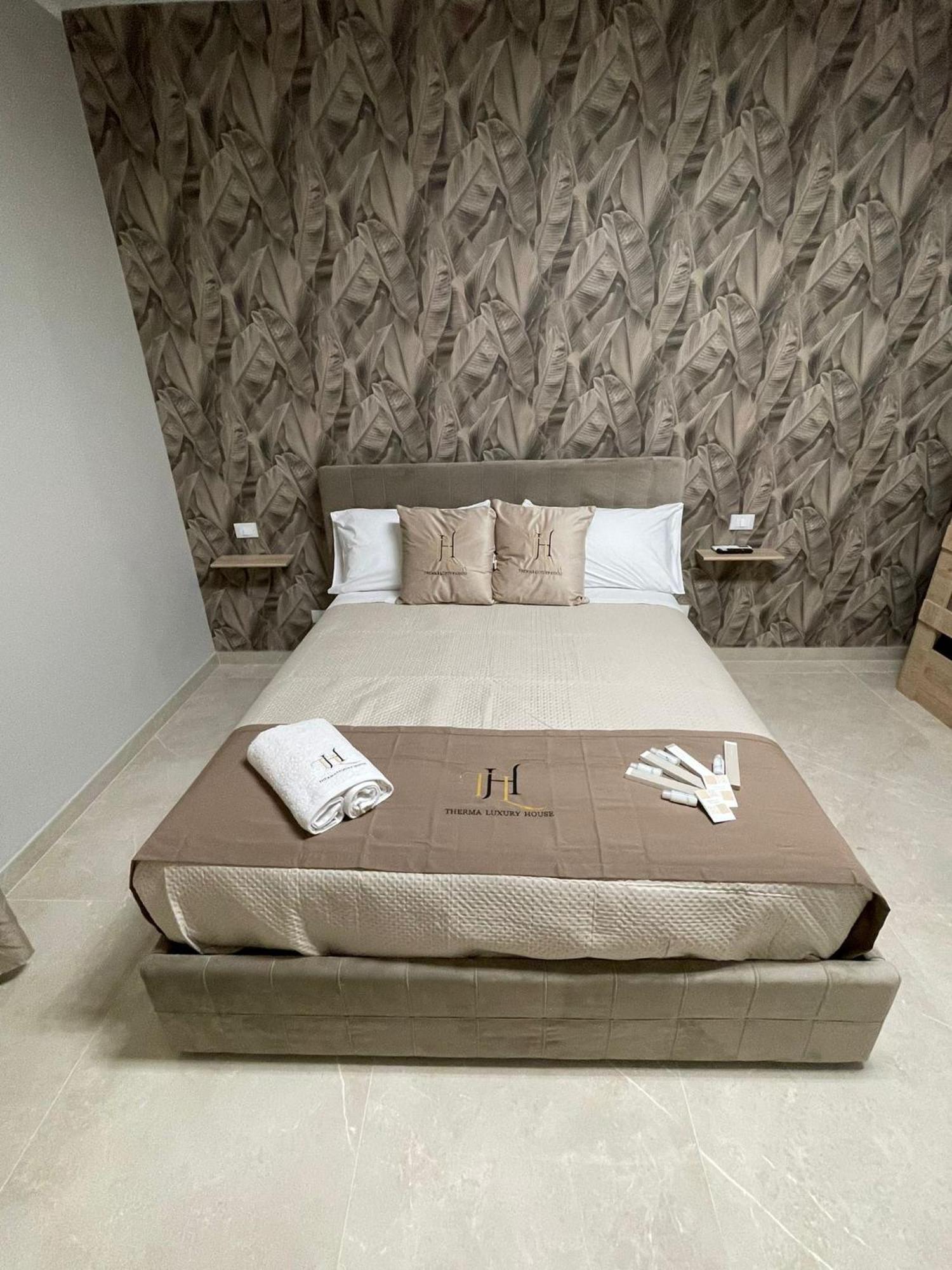 Therma Luxury House Термоли Экстерьер фото